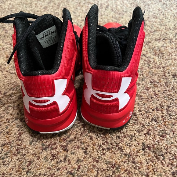 UNDER ARMOUR UA MICRO G TORCH WOMENS BASKETBALL SHOES SIZE 8.5 BRAND NEW - Picture 3 of 6